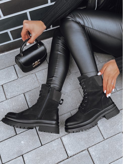 Čierne dámske topánky Bastel
