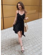 Čierne šaty Maretta