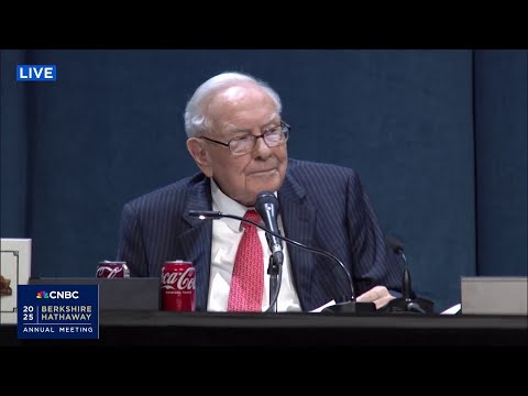 Warren Buffett downplays recent market volatility as &#039;really nothing,&#039; saying it&#039;s part of investing