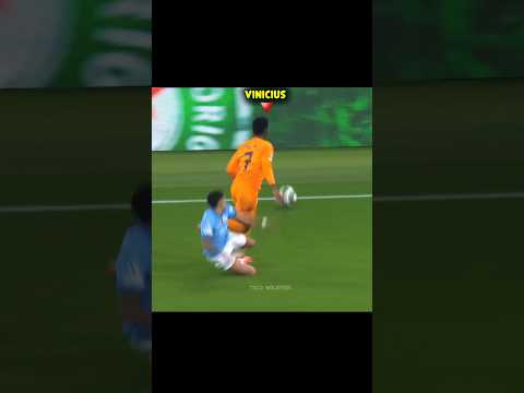 Savinho vs vinicius ⚡☠️🐐 #football #danger #edit #viralshort #realmadrid #trending